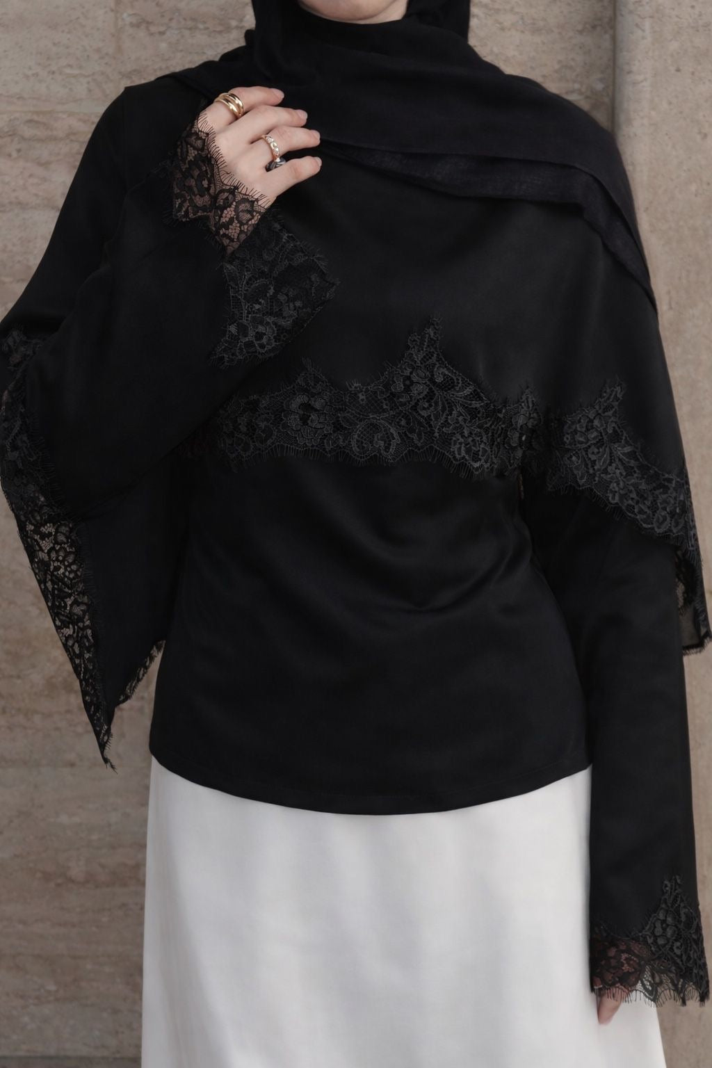 Leya Spitzen-Oberteil