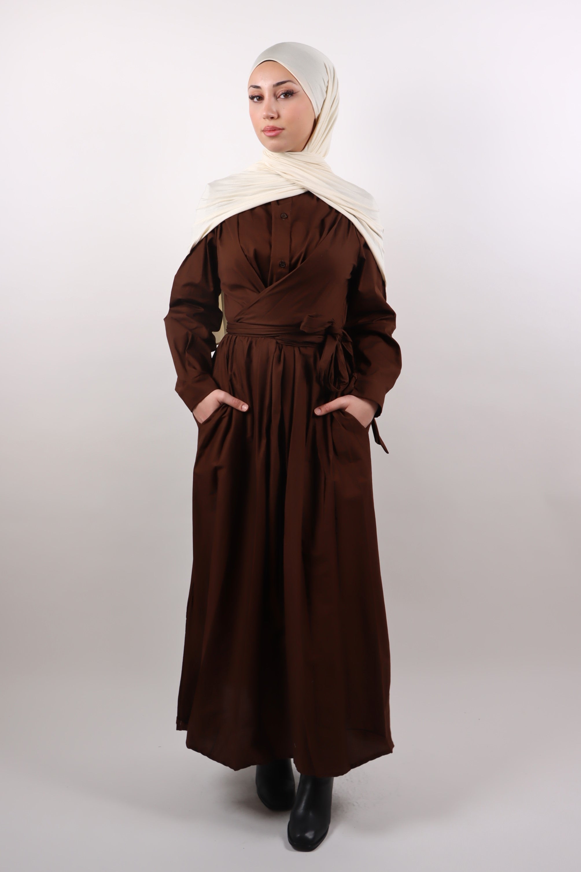 Mira Kleid in Braun (100% Baumwolle)
