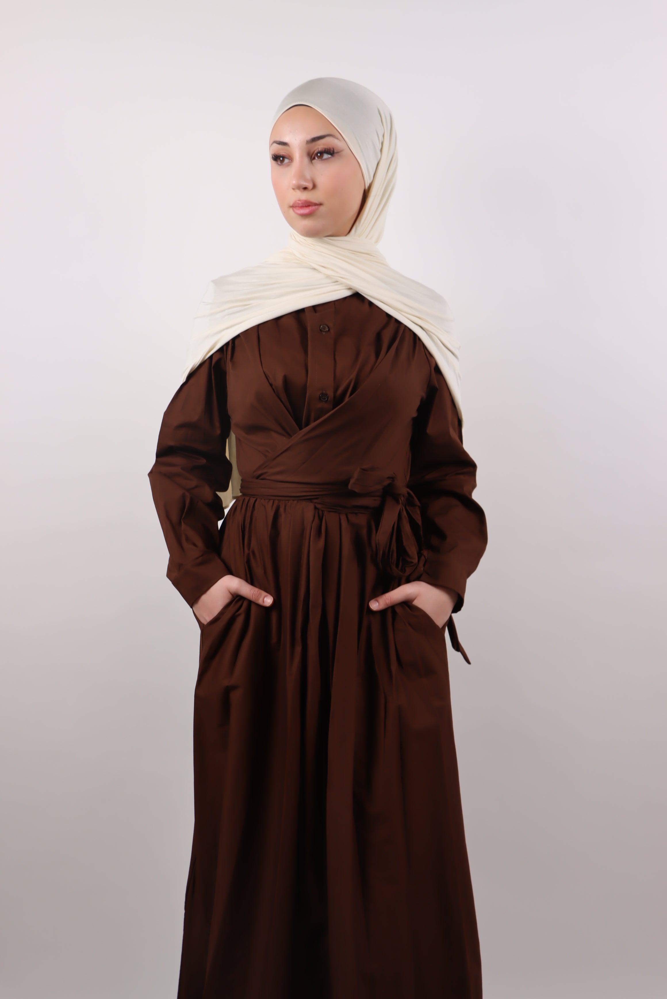 Mira Kleid in Braun (100% Baumwolle)