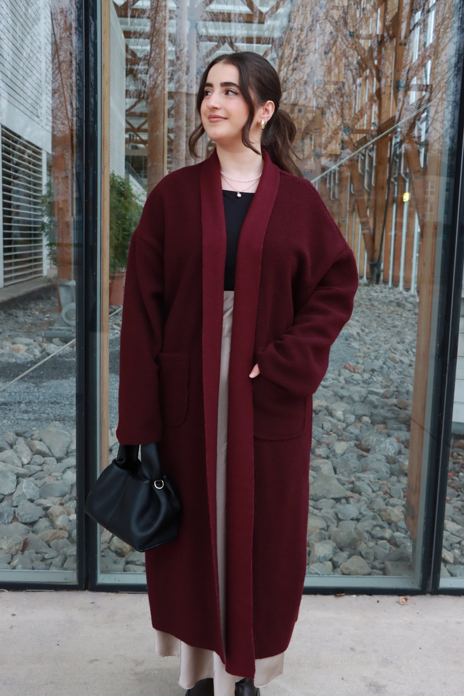 Ella Teddy Oversized Mantel in Cherry