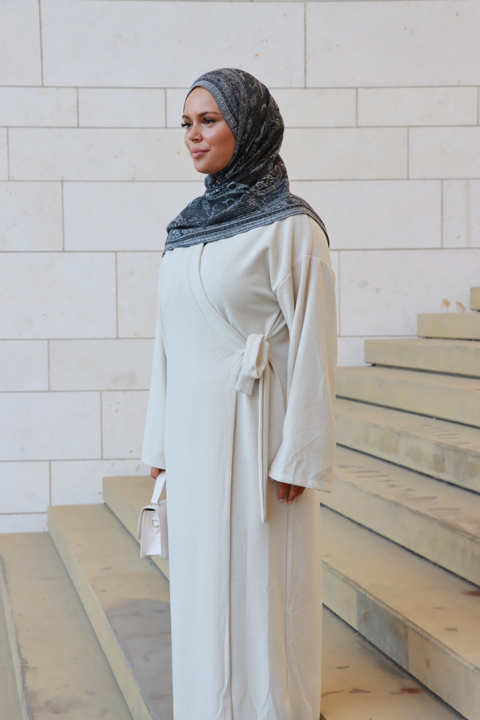 Lia Cord-Kleid in Beige
