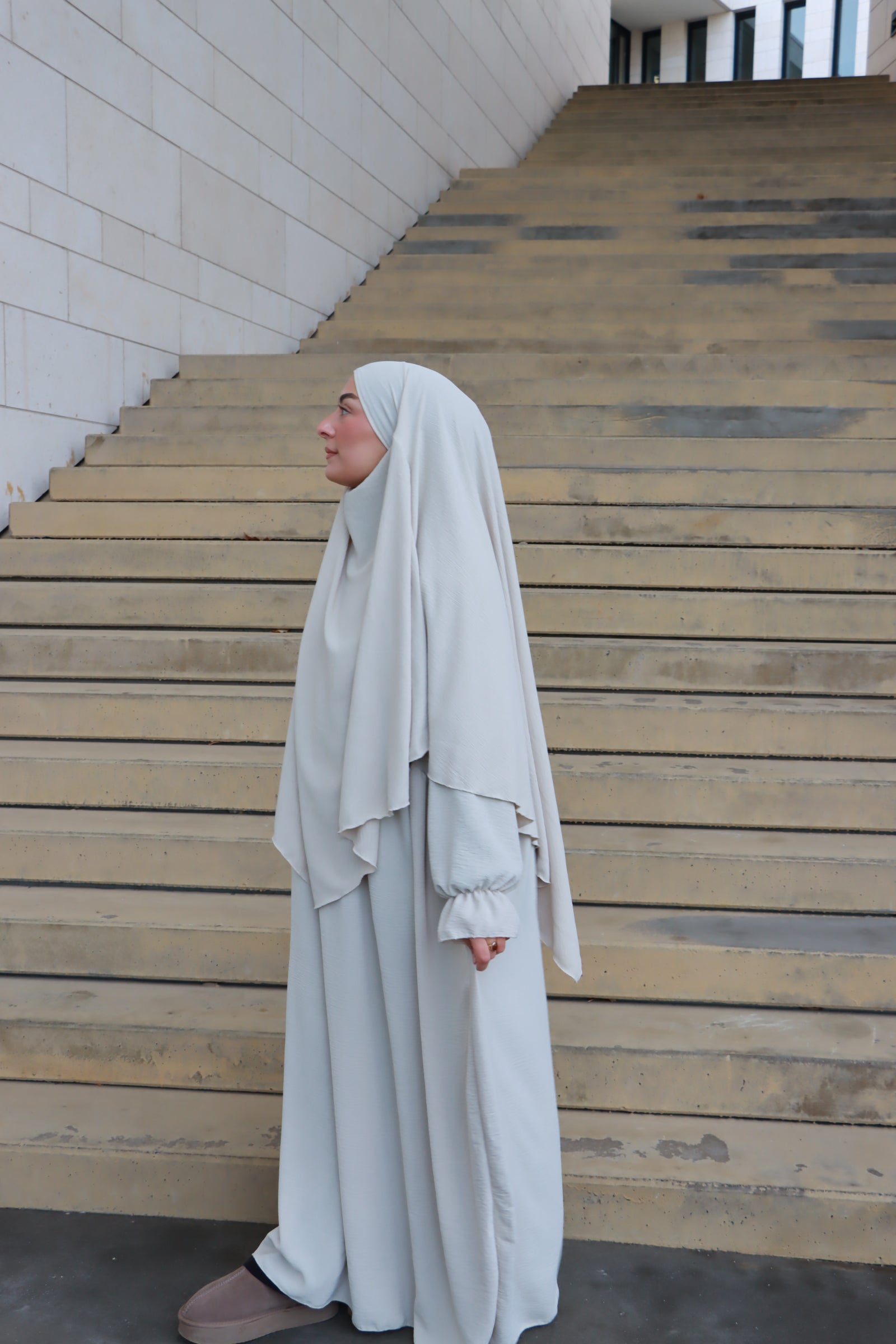Safiya Abaya Set mit Khimar in Creme