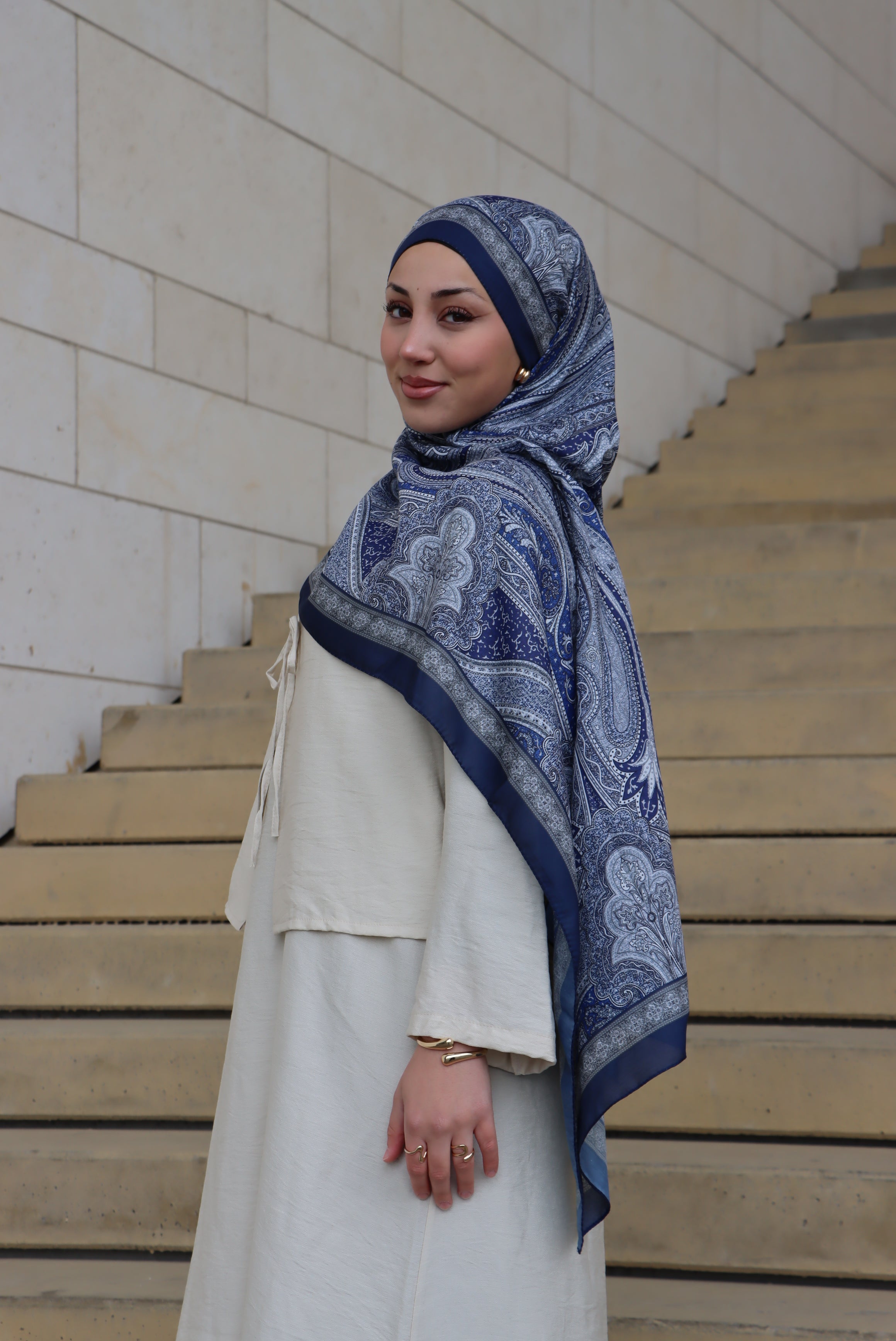 Soft Bohéme Hijab in Maris