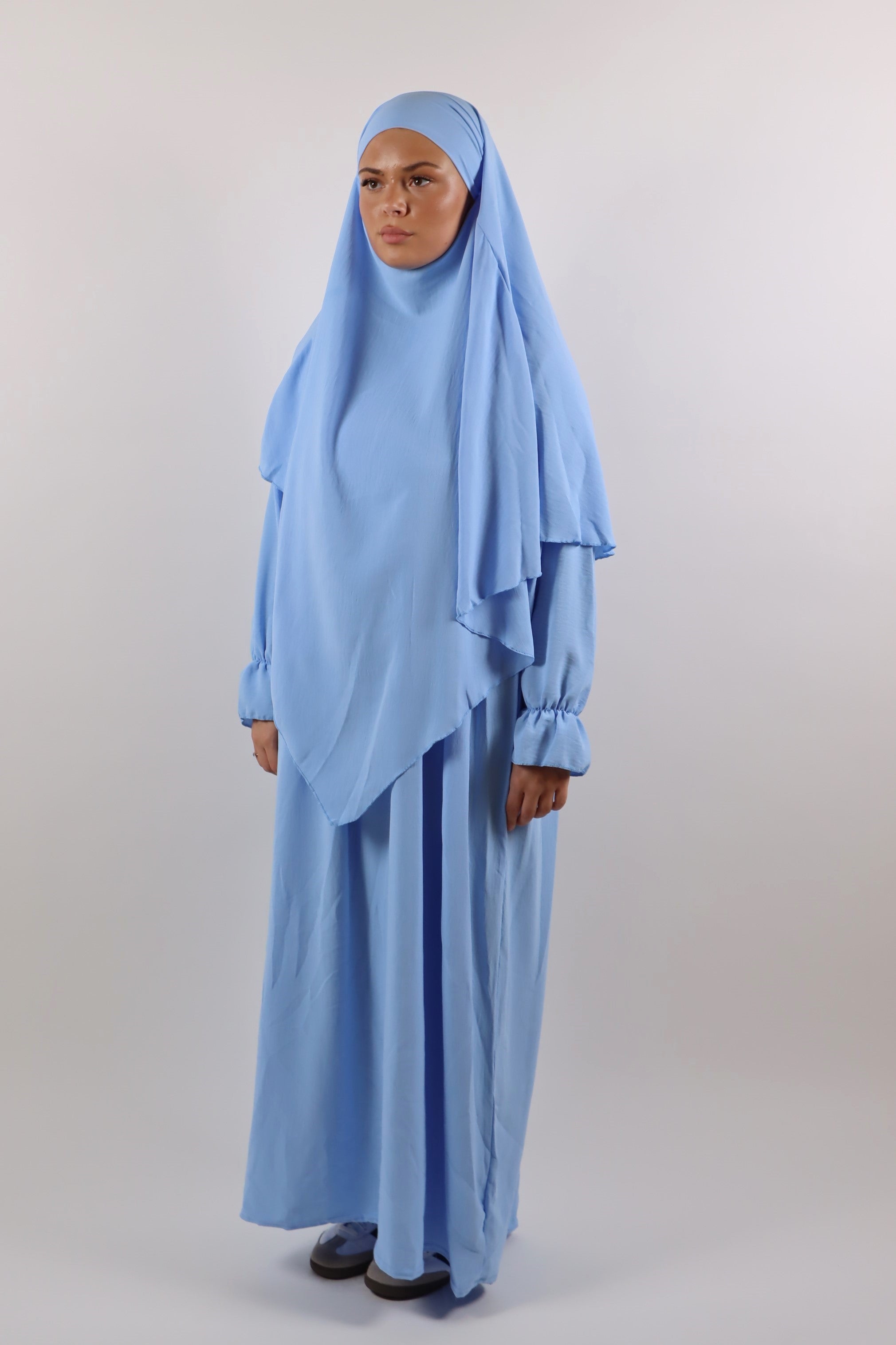 Safiya Abaya Set mit Khimar in Sky